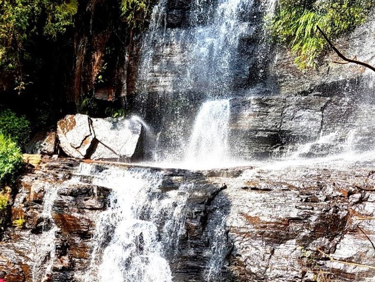 Jhari Waterfalls