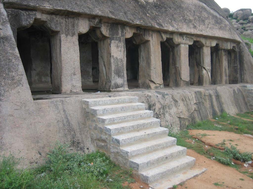 Pancha Pandava Cave