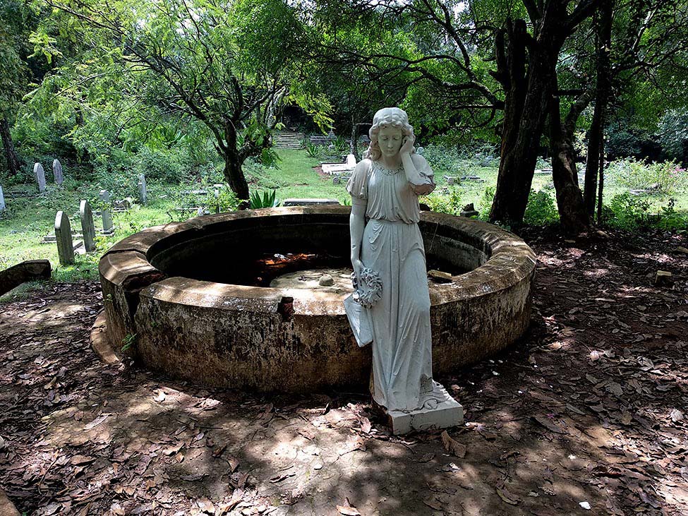 Tiger Hills Cemetery