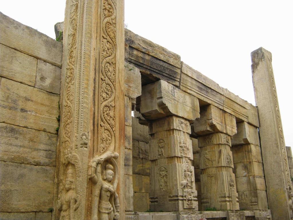 Melukote Rayagopura Sculptures