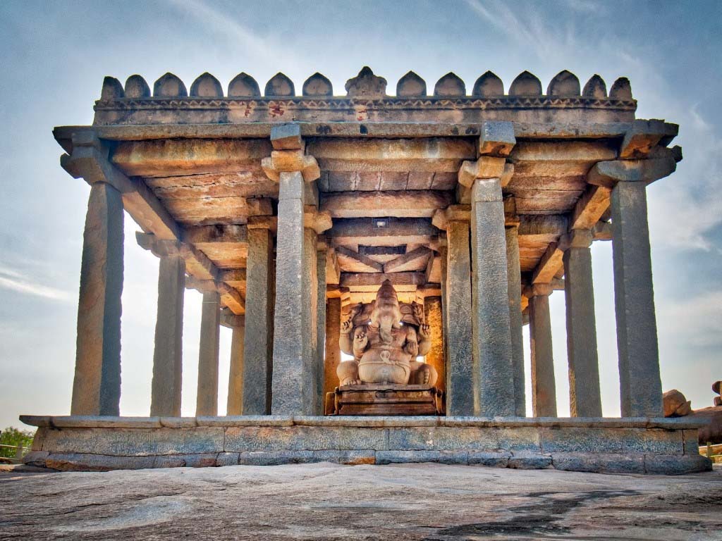 Sasivekalu ganesh temple