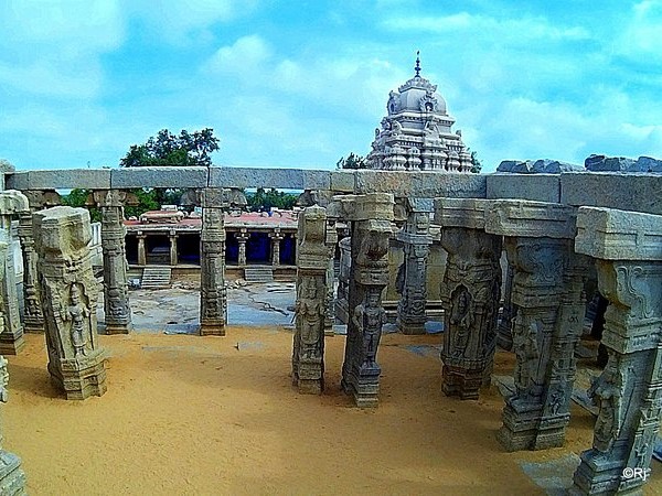Lepakshi Temple
