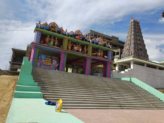 Mahadeva Malai Temple / Virinjipuram Temple