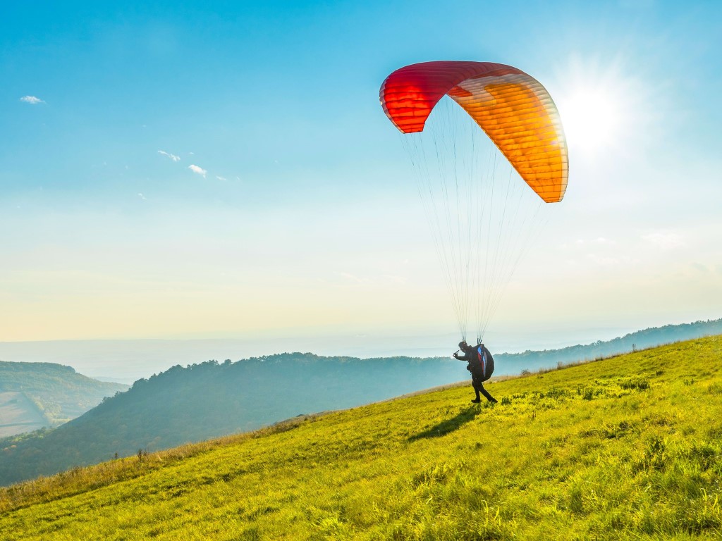 Paragliding in Nandi Hills